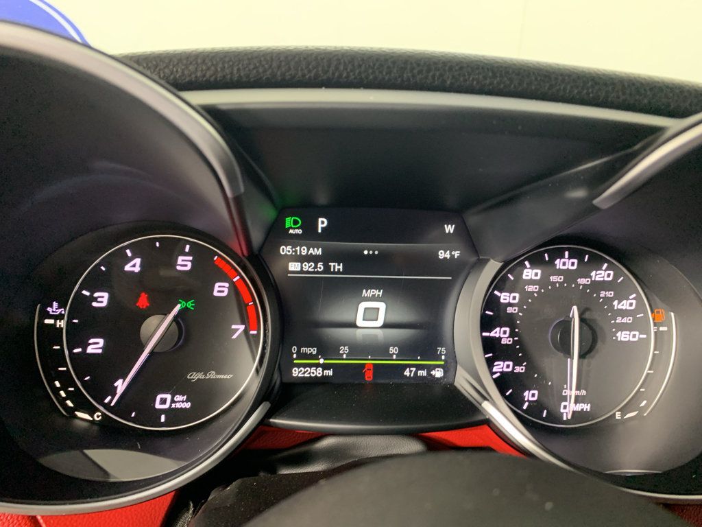 Used 2019 Alfa Romeo Giulia w/ Quick Order Package 22K Sport RWD image 22