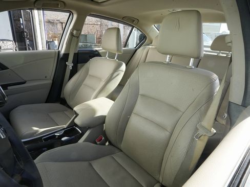 Used 2016 Honda Accord EX-L image 18