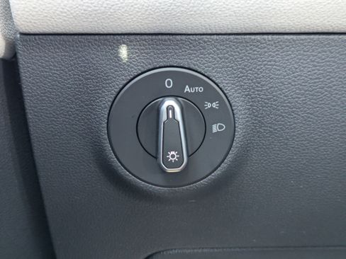 New 2026 Volkswagen Taos S FWD image 22