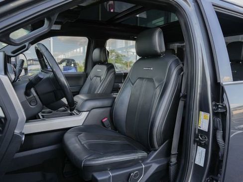 Used 2017 Ford F250 Platinum w/ Platinum Ultimate Package image 25