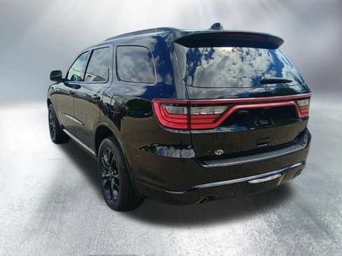 Used 2023 Dodge Durango GT AWD/4WD image 3