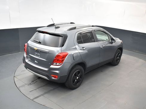 Used 2019 Chevrolet Trax LT w/ LT Convenience Package image 26