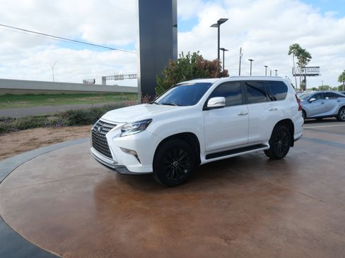 Used 2021 Lexus GX 460 Luxury w/ Sport Design Package image 5