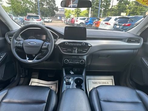 Used 2022 Ford Escape SEL AWD/4WD image 17