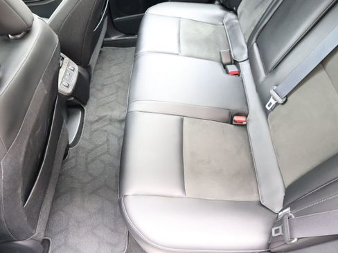 Used 2024 Nissan Ariya AWD image 53