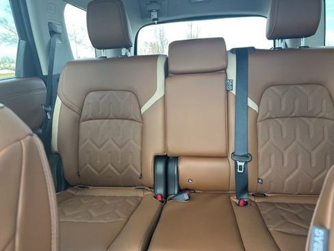 New 2026 Nissan Pathfinder Platinum w/ Cargo Package image 21