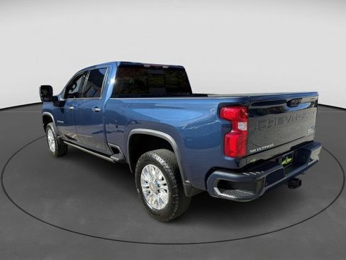 Certified 2022 Chevrolet Silverado 2500 High Country w/ Z71 Off-Road Package image 5