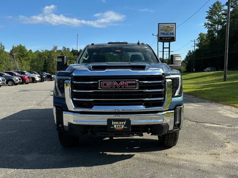 Used 2024 GMC Sierra 2500 SLE w/ SLE Convenience Package AWD/4WD image 8