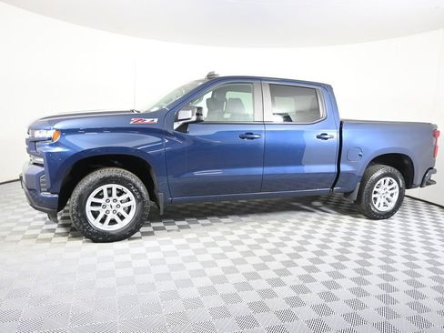 Used 2021 Chevrolet Silverado 1500 RST AWD/4WD image 2