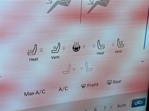 New 2026 RAM 1500 Laramie AWD/4WD image 15