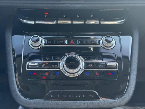 Certified 2022 Lincoln Corsair FWD w/ Equipment Group 101A image 16