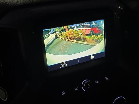 Used 2019 Chevrolet Silverado 1500 Custom w/ Custom Value Package image 22