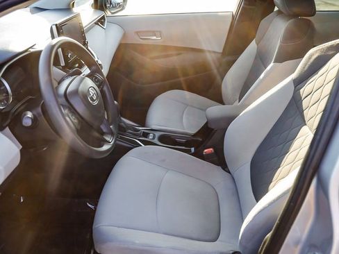 Used 2021 Toyota Corolla LE w/ Carpet Mat Package (TMS) FWD image 21