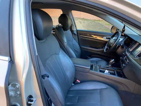 Used 2015 Hyundai Genesis 3.8 image 45