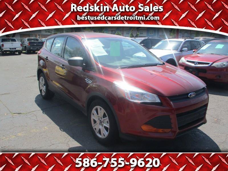 Used 2016 Ford Escape S FWD image 1
