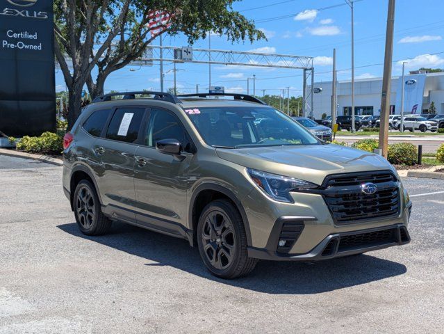 Used 2025 Subaru Ascent Onyx Edition AWD/4WD image 3
