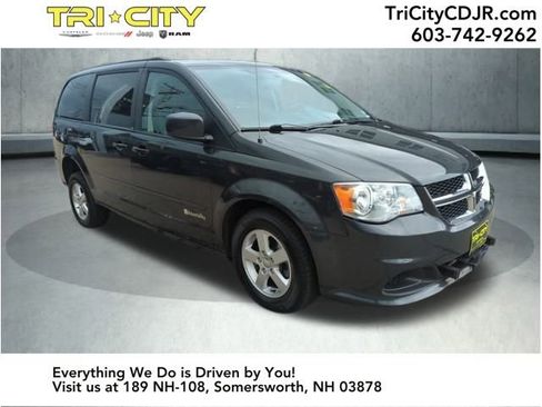 Used 2012 Dodge Grand Caravan SXT image 8