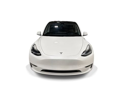 Certified 2023 Tesla Model Y Long Range AWD/4WD image 2