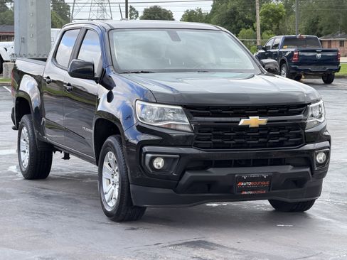 Used 2021 Chevrolet Colorado LT w/ LT Convenience Package RWD image 3
