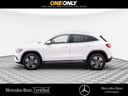 Certified 2025 Mercedes-Benz GLA 250 4MATIC image 2