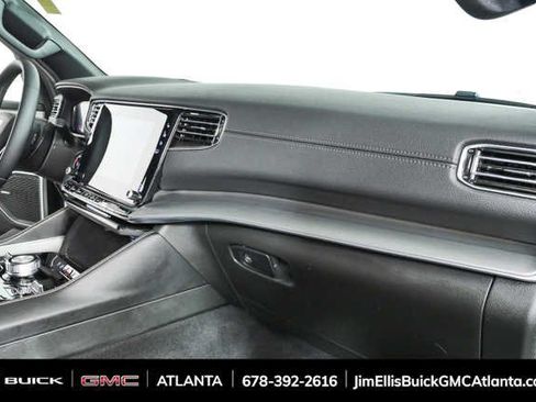 Used 2024 Jeep Wagoneer L Series II w/ Convenience Group I AWD/4WD image 25