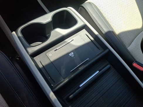 Used 2025 Honda Odyssey Elite image 28