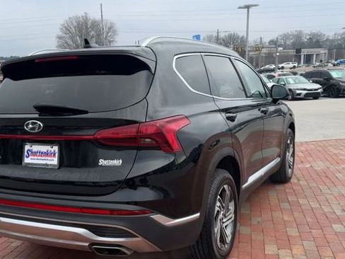 Used 2022 Hyundai Santa Fe SEL image 2
