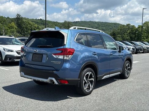 Certified 2023 Subaru Forester Touring AWD/4WD image 6