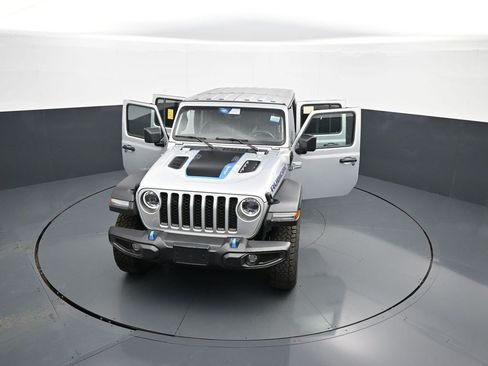 Used 2023 Jeep Wrangler Unlimited Rubicon 4xe w/ Cold Weather Group AWD/4WD image 25
