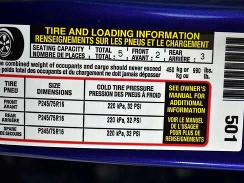 Used 2022 Toyota Tacoma SR5 w/ Technology Package image 16