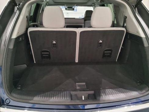 Used 2023 Acura MDX FWD w/ Technology Package image 14