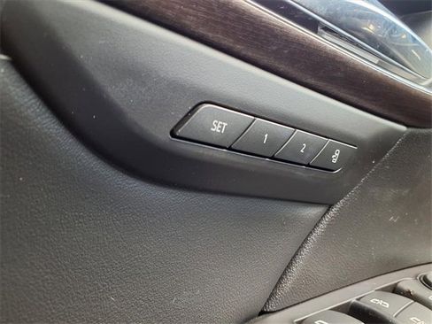 Used 2023 Buick Envision Avenir image 29