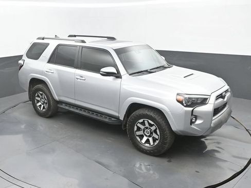 Used 2024 Toyota 4Runner TRD Off-Road Premium w/ Moonroof Package AWD/4WD image 13