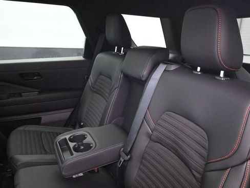 New 2026 Nissan Pathfinder Rock Creek AWD/4WD image 26