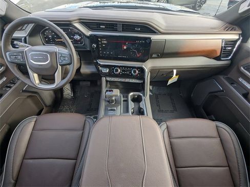 New 2026 GMC Sierra 1500 Denali w/ Denali Reserve Package image 18
