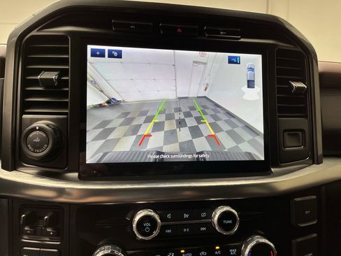 Used 2023 Ford F150 Lariat w/ Max Trailer Tow Package image 6