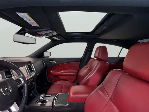 Used 2014 Dodge Charger SXT Plus RWD image 32