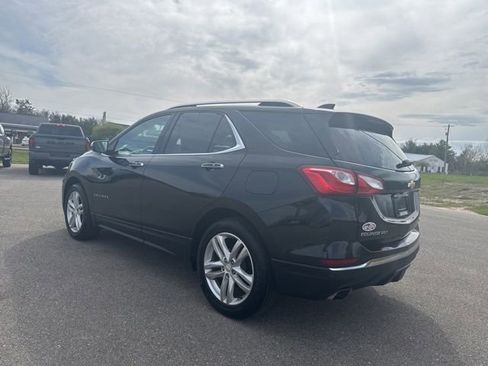 Used 2018 Chevrolet Equinox Premier FWD image 3