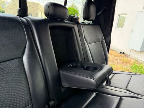 Used 2021 Ford F150 Lariat w/ Equipment Group 502A High AWD/4WD image 30