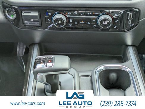 Used 2025 Chevrolet Silverado 1500 LTZ AWD/4WD image 16