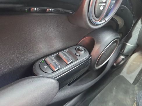 Used 2015 MINI Cooper S image 22