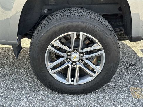 Certified 2022 Chevrolet Colorado W/T w/ Custom Special Edition RWD image 12