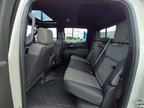 New 2026 Chevrolet Silverado 1500 ZR2 AWD/4WD image 10