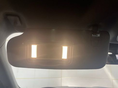 Used 2023 Ford Explorer XLT w/ Equipment Group 202A AWD/4WD image 80