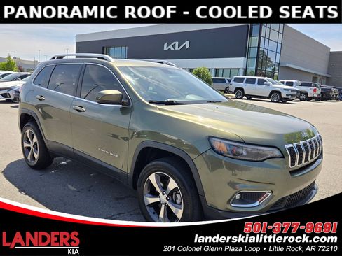 Used 2019 Jeep Cherokee Limited w/ Luxury Group AWD/4WD image 1