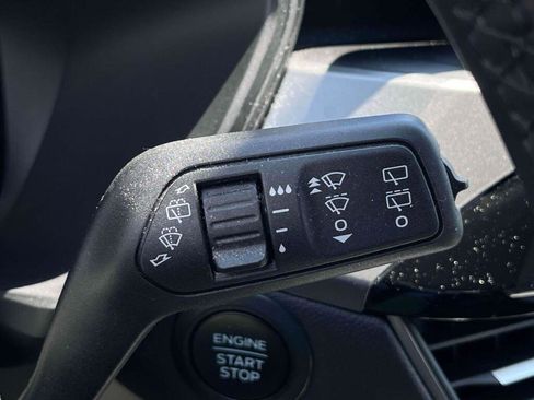 Certified 2023 Ford Escape Active AWD/4WD image 36