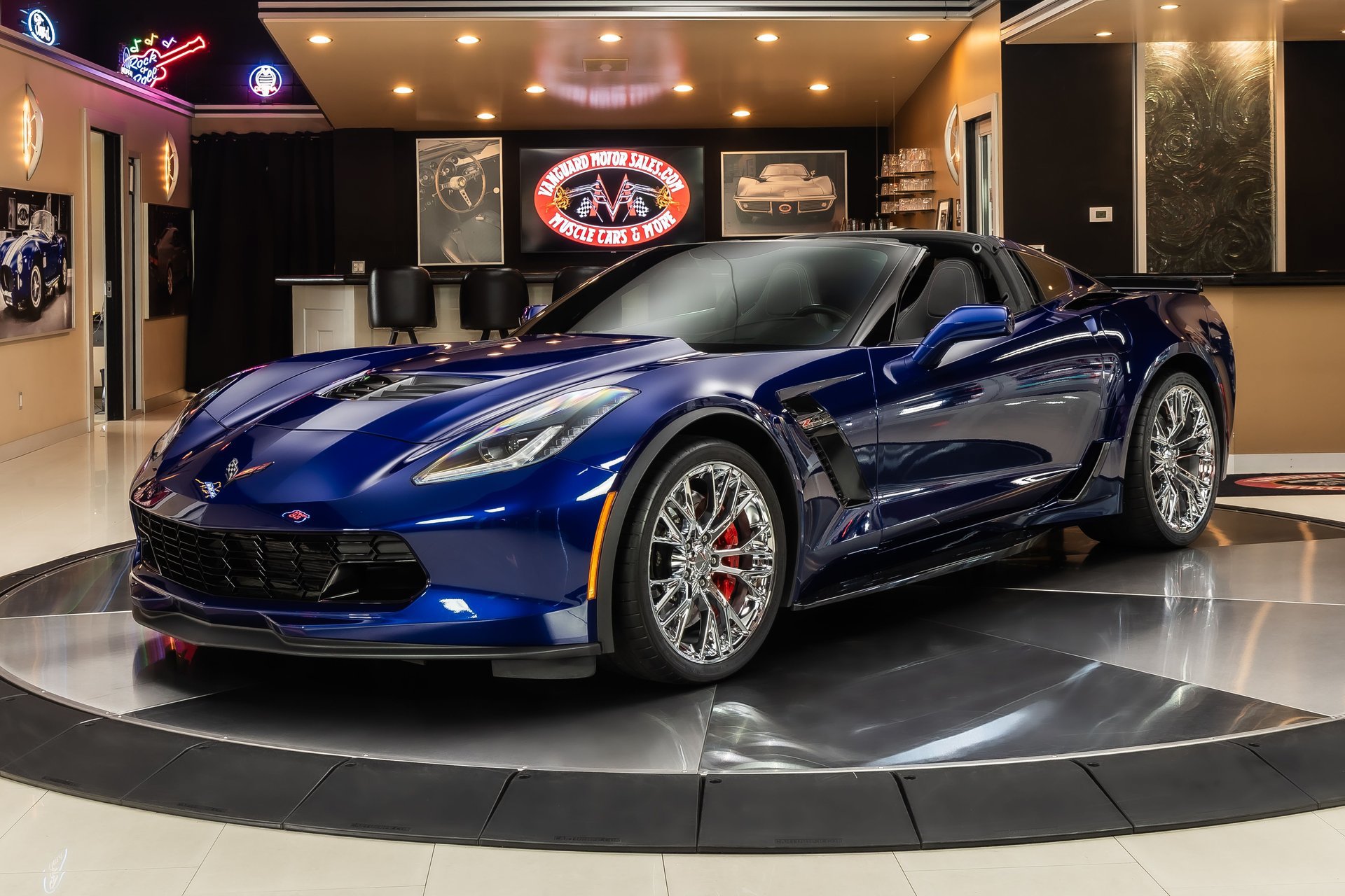 Used 2017 Chevrolet Corvette Z06 RWD image 1