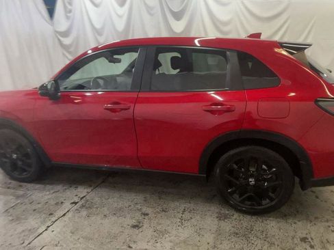 Used 2025 Honda HR-V Sport image 6