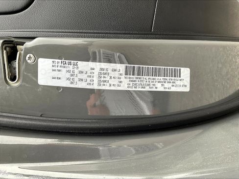 Used 2020 Chrysler Pacifica Limited FWD image 18