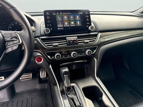 Used 2018 Honda Accord Sport image 25